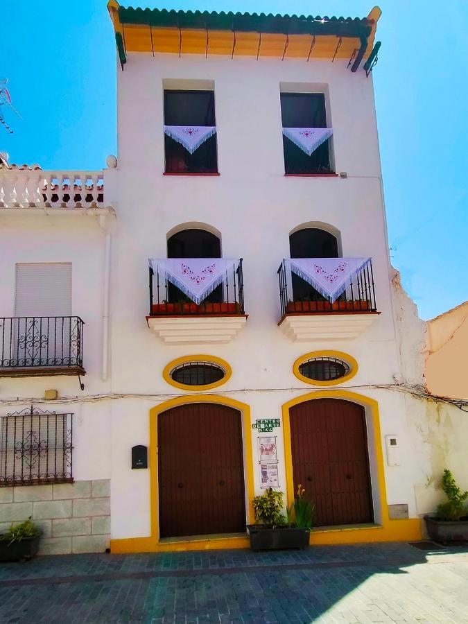 Centro De Arte Apartment Yunquera Bagian luar foto
